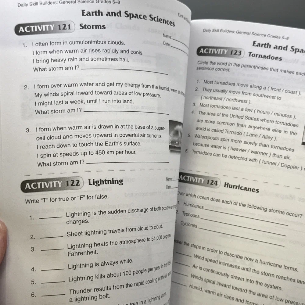 General Science, Grades 5 - 8 (Daily Skill Builders) - Paperback - GOOD
